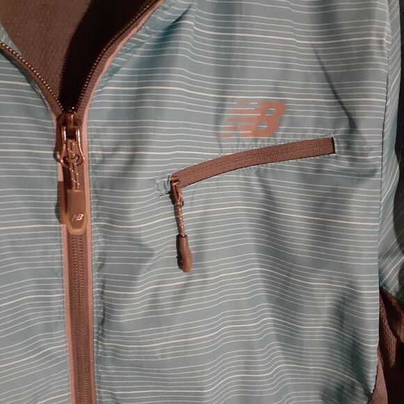 New Balance jacket turquoise blue windbreaker athleisure athletic track m 8 10 - Picture 2 of 10